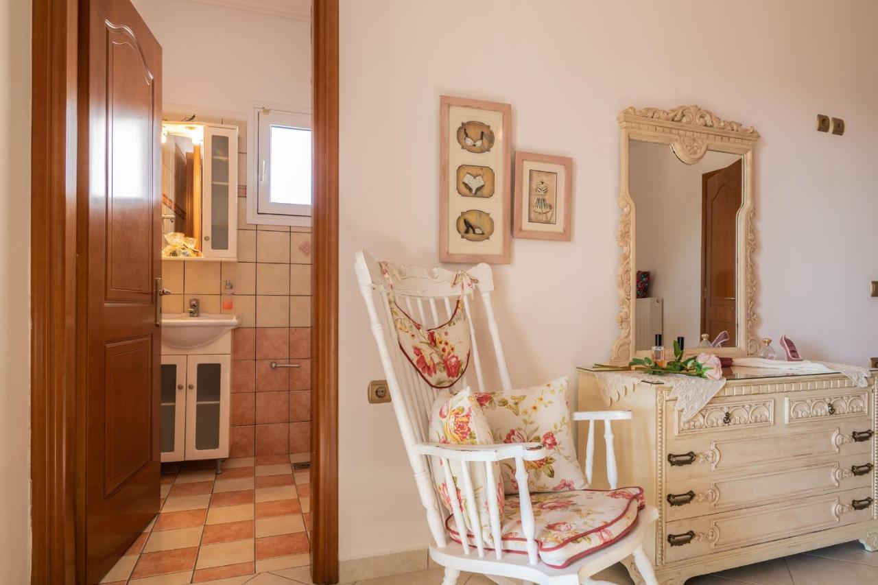 Villa Sunshine Gaitani Exterior photo