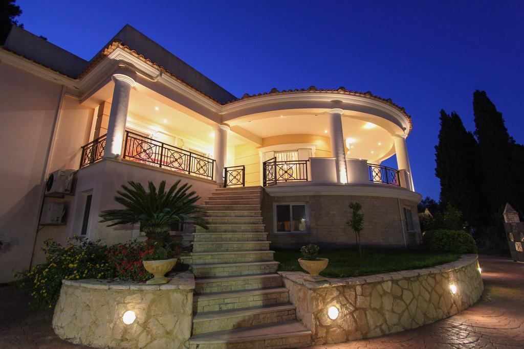 Villa Sunshine Gaitani Exterior photo